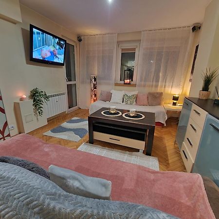 View Apartments And Rooms Warsaw Ngoại thất bức ảnh