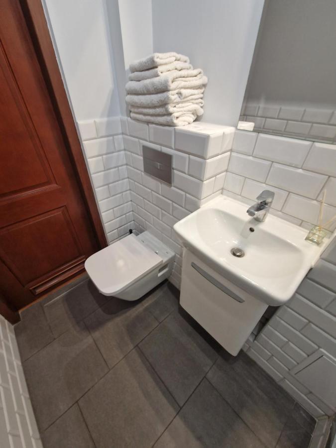 View Apartments And Rooms Warsaw Ngoại thất bức ảnh