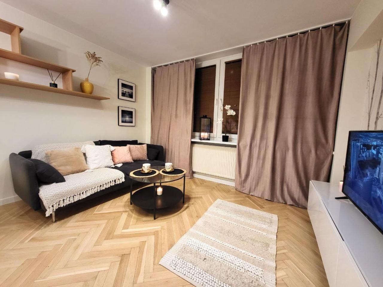 View Apartments And Rooms Warsaw Ngoại thất bức ảnh
