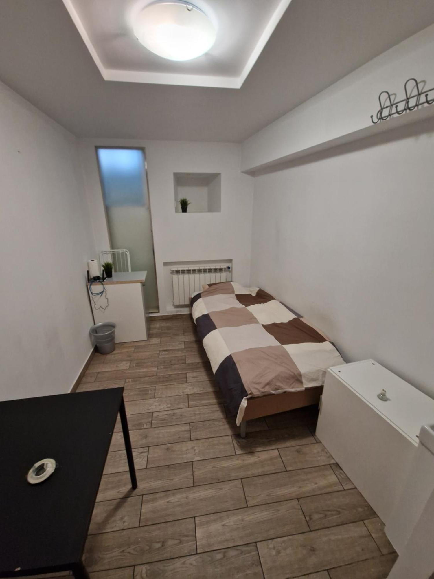 View Apartments And Rooms Warsaw Phòng bức ảnh